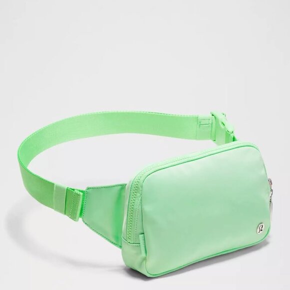 Lululemon Everywhere Belt Bag Large 2L, BNWT - Picture 3 of 6
